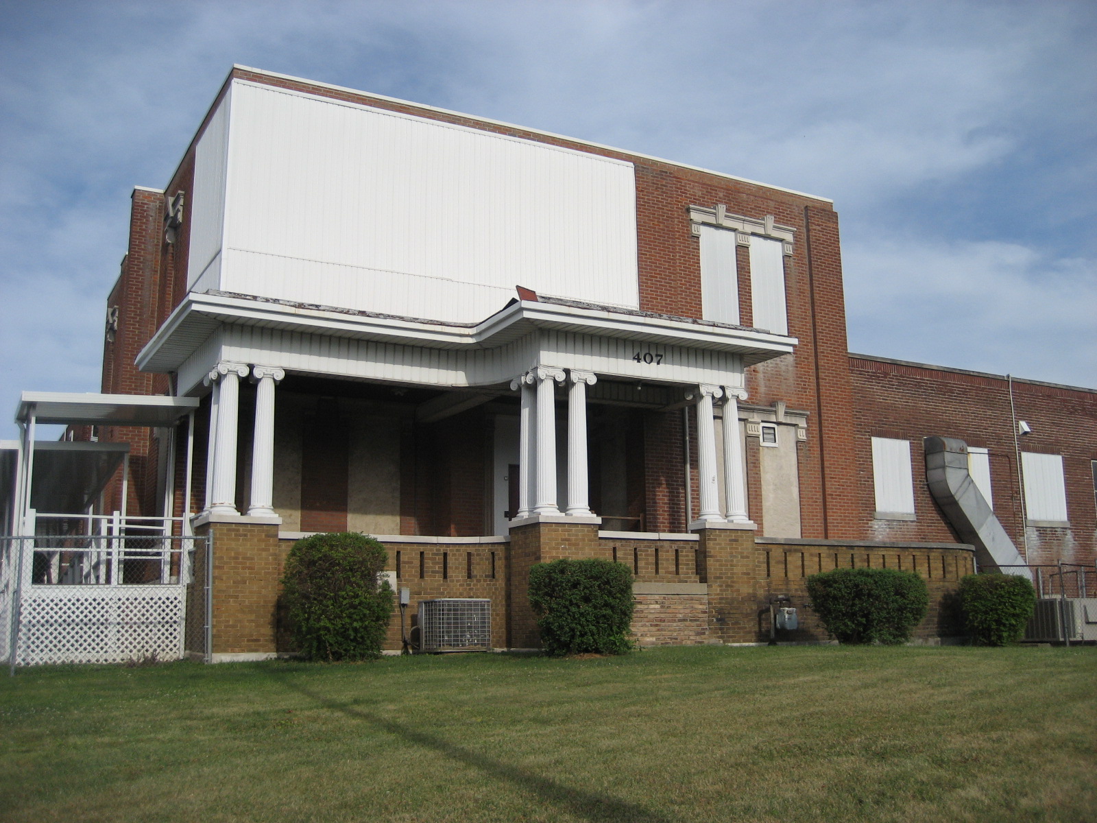 Boetticher residence (407 N First Ave)